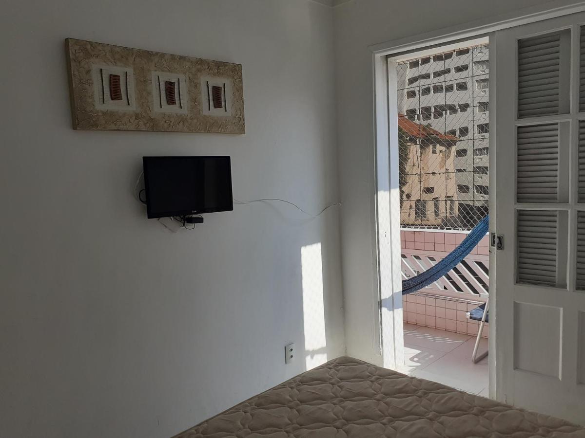 Apartamento Vento E Mar - 2 Quartos Com Sacada Na Quadra Da Praia Do Gonzaga Santos  Exteriér fotografie