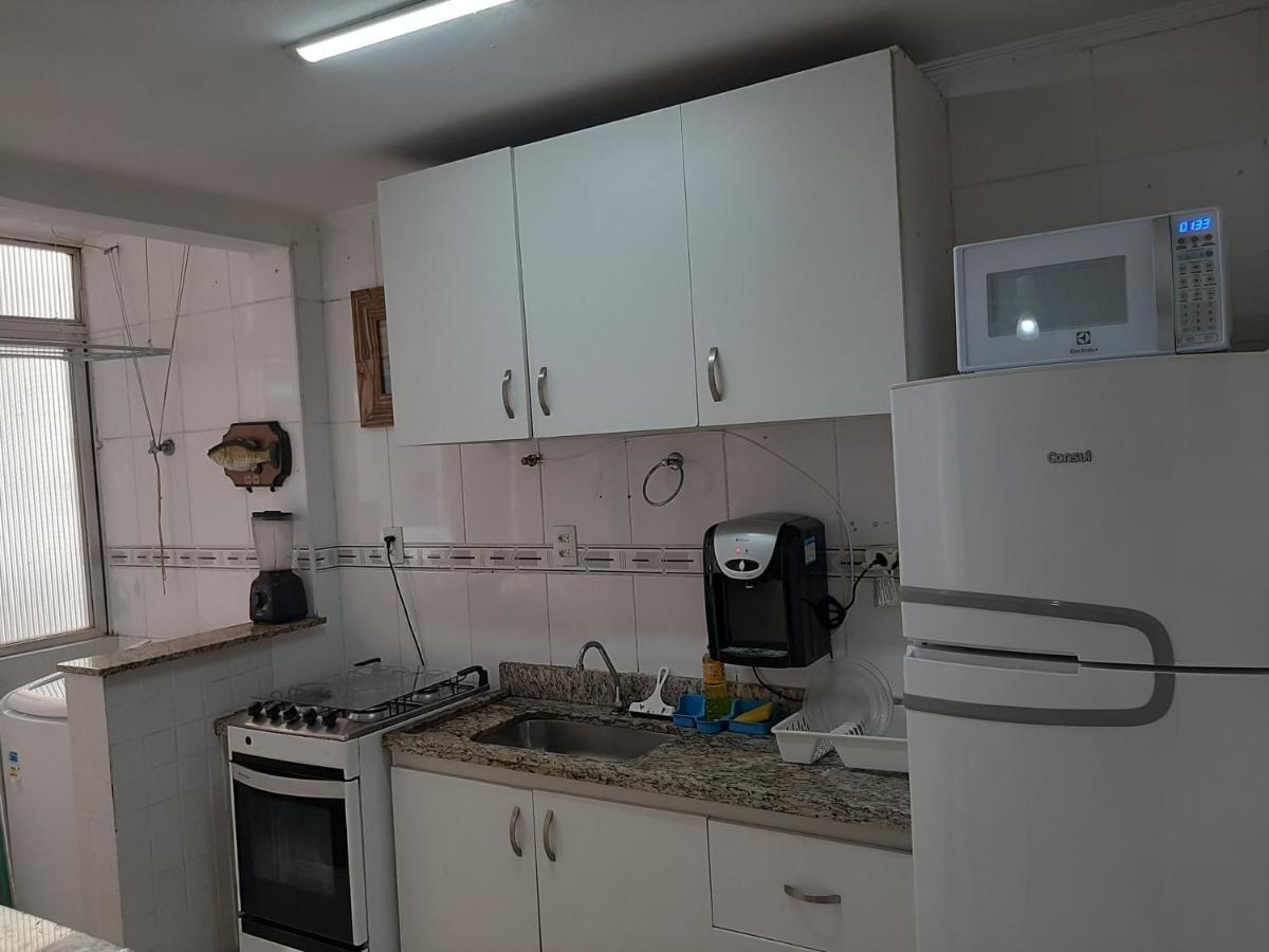 Apartamento Vento E Mar - 2 Quartos Com Sacada Na Quadra Da Praia Do Gonzaga Santos  Exteriér fotografie