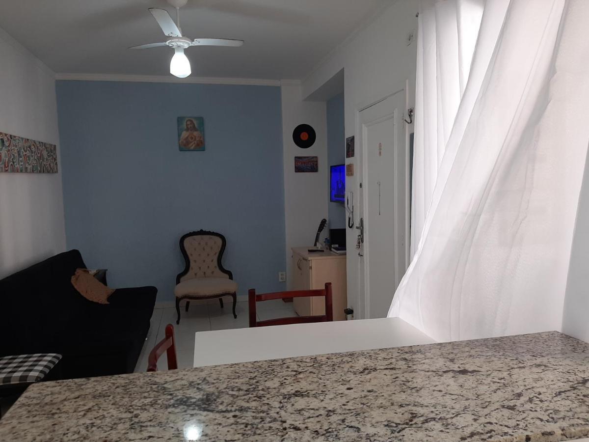 Apartamento Vento E Mar - 2 Quartos Com Sacada Na Quadra Da Praia Do Gonzaga Santos  Exteriér fotografie