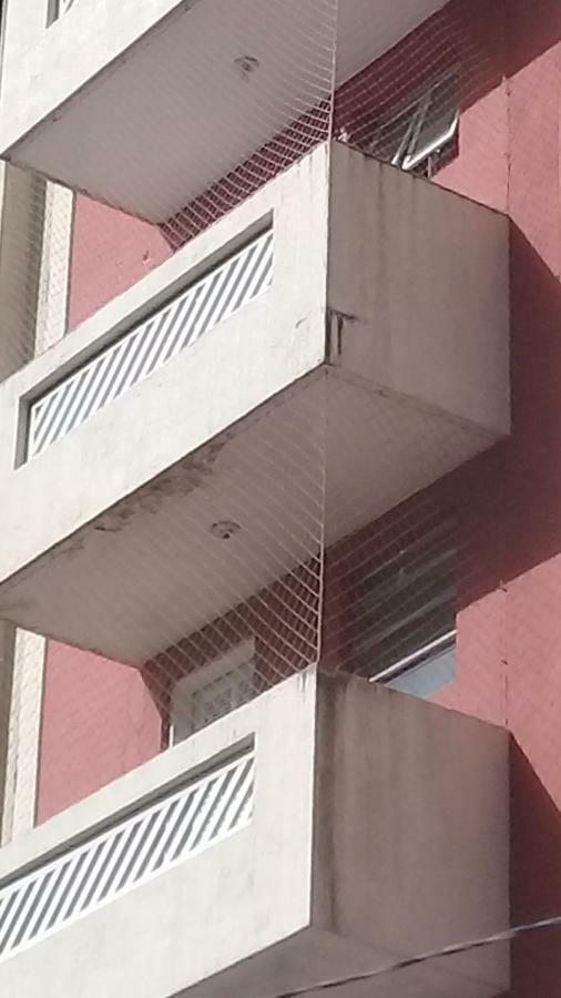Apartamento Vento E Mar - 2 Quartos Com Sacada Na Quadra Da Praia Do Gonzaga Santos  Exteriér fotografie