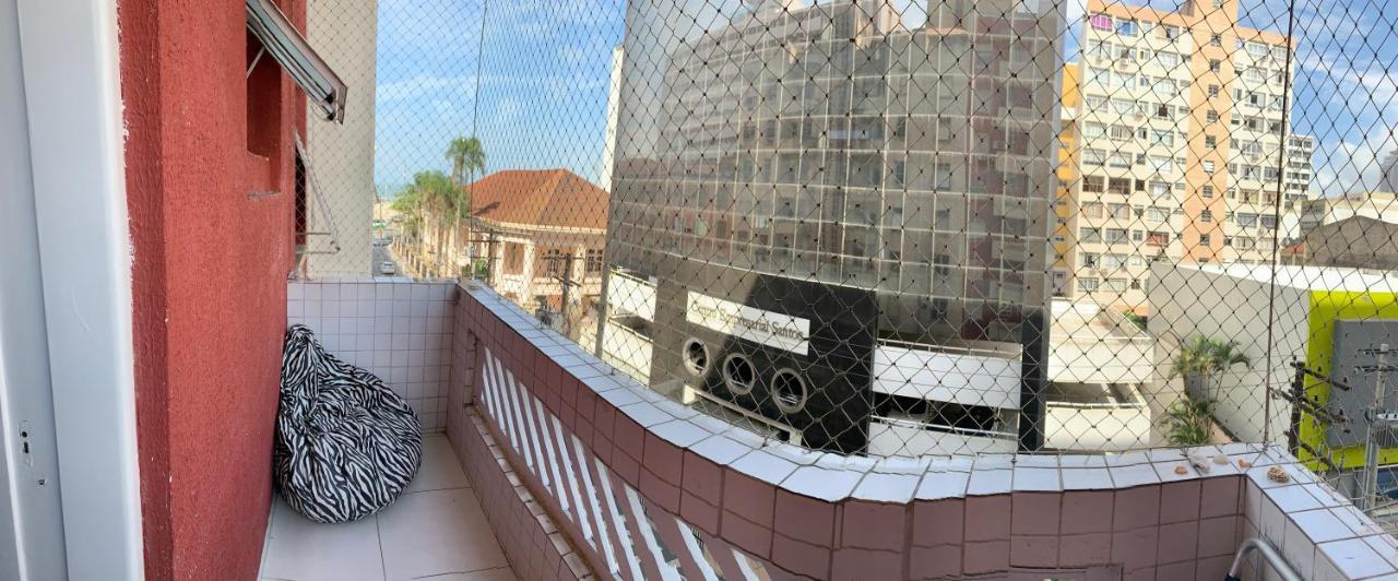 Apartamento Vento E Mar - 2 Quartos Com Sacada Na Quadra Da Praia Do Gonzaga Santos  Exteriér fotografie