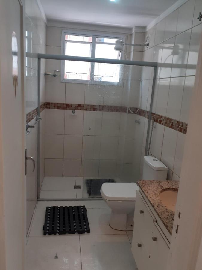 Apartamento Vento E Mar - 2 Quartos Com Sacada Na Quadra Da Praia Do Gonzaga Santos  Exteriér fotografie